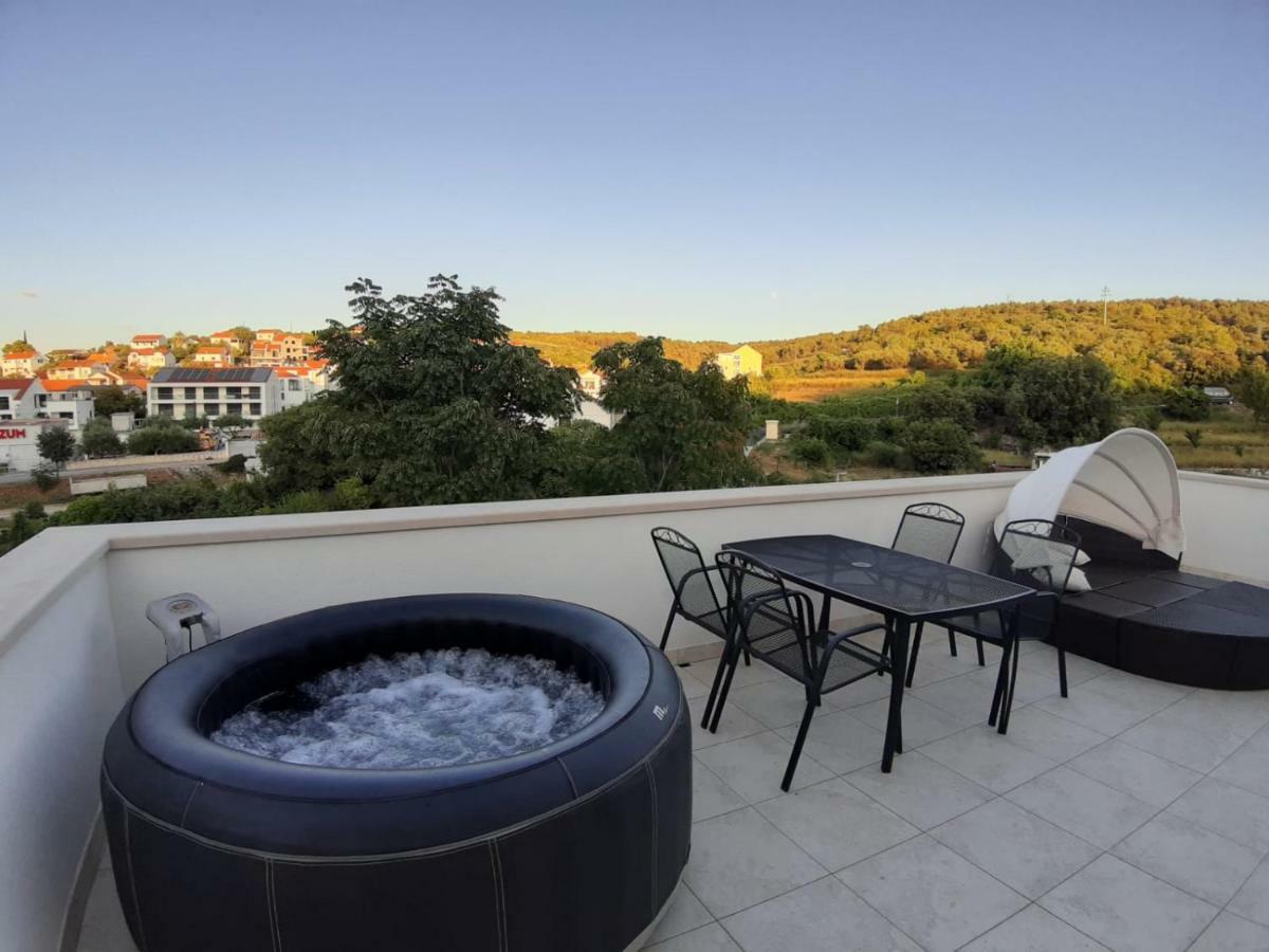 Apartment Marina Sutivan